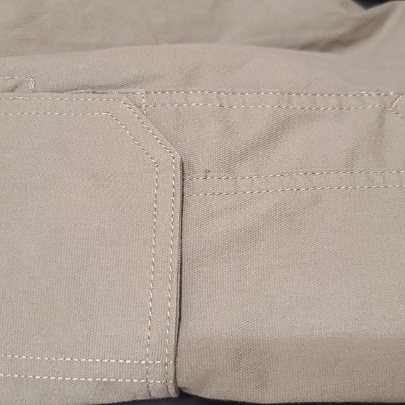 The BC Clothing Co. Mens Utility Outdoor Shorts Tan Pockets Size Mx32 EUC READ - Picture 6 of 12